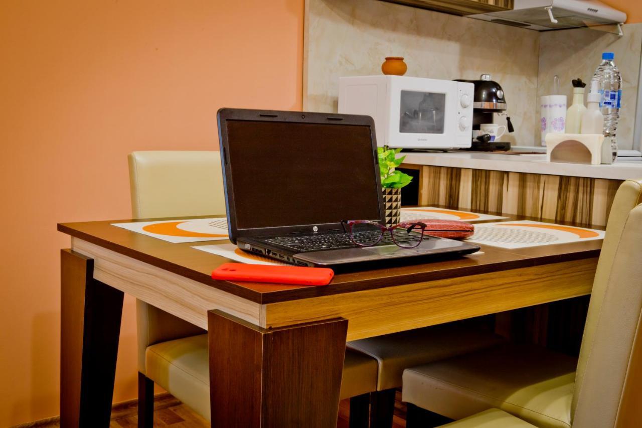 Sunflower Apartment City Center Płowdiw Zewnętrze zdjęcie